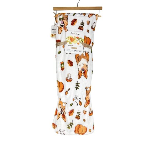 Autumn Paws NWT 60" x 70" SOFT Corgi Plush Throw Blanket Halloween Thanksgiving - Picture 1 of 5